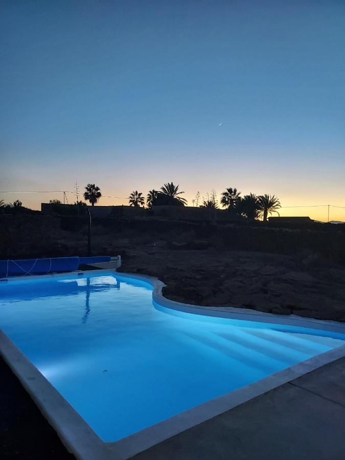 Villa Tabaiba En Lajares Con Piscina ภายนอก รูปภาพ